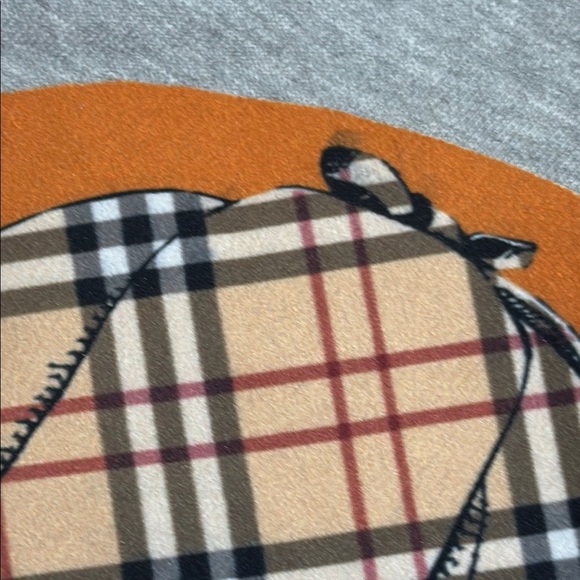 Simons - Gray Graphic Crewneck Sweatshirt Large - Picture 6 of 8